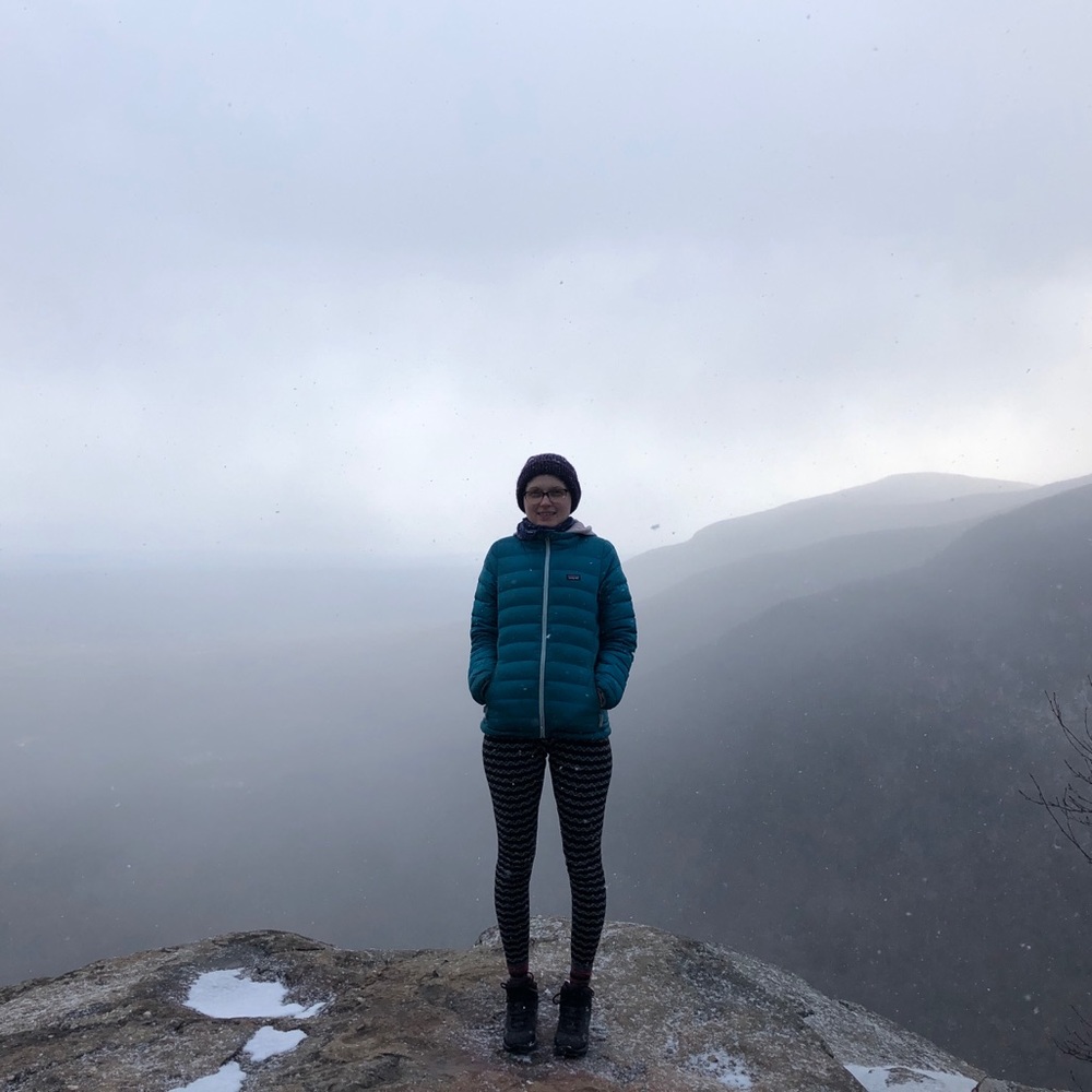 Meet your Posher, Nadyne